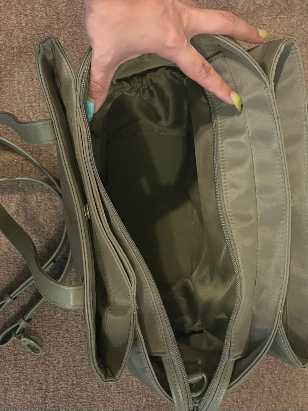 BÉIS Commuter Tote - Olive Green Tote Bag
